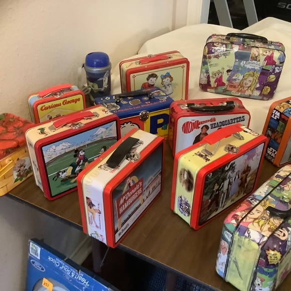 Metal Lunch Boxes - Picture 2 of 7